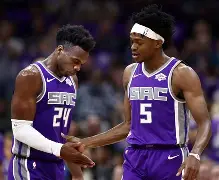 关于国王队在客场比赛中力挫对手，取得战略上的胜利的信息