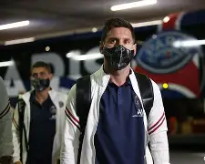 巴黎圣日耳曼客场大胜，轻松摘下胜利(巴黎圣日耳曼比赛集锦)