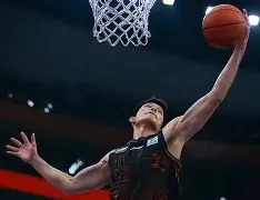 C7娱乐官网-辽宁队遭遇惨败，劣势明显暴露弱点可补的简单介绍